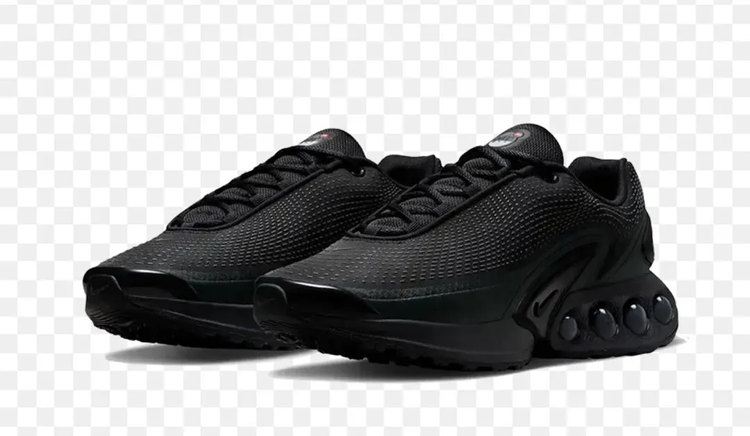 Gallery Photo 2 - Marketplace | 🔥Nike Sports Shoes For Sale🔥, Bonduma, Buea, Cameroon | Clothing, Shoes, & Others  > Boys' Shoes