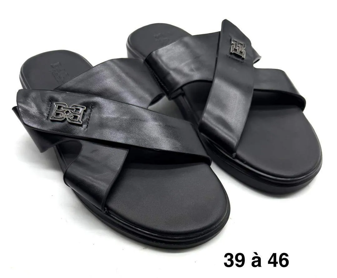 Photo de Galerie 3 - Petites Annonces | Sandales Pour Hommes, Akwa, Douala, Cameroun | Vêtements, chaussures et autres  > Chaussures pour hommes