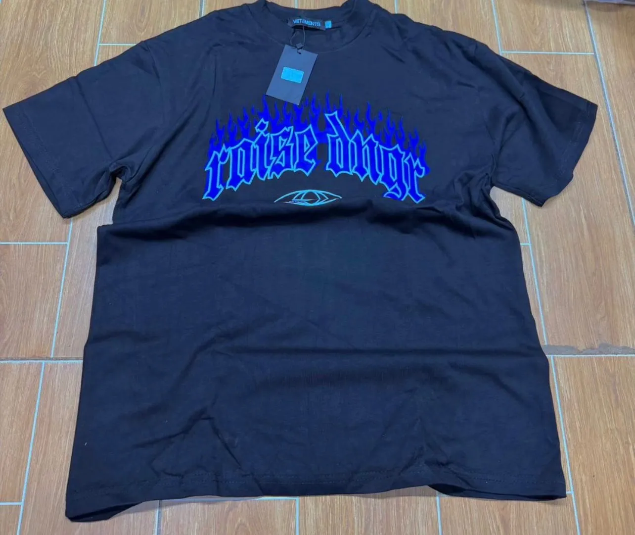 Photo de Galerie 1 - Petites Annonces | T Shirts, Damas, Yaoundé, Cameroun | Vêtements, chaussures et autres  > Vêtements pour hommes