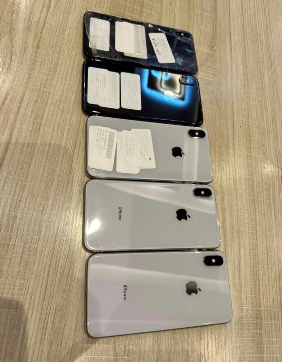Photo de Galerie 1 - Petites Annonces | Iphones, Bonas, Yaoundé, Cameroun | Électronique et médias  > Cellulaires et accessoires