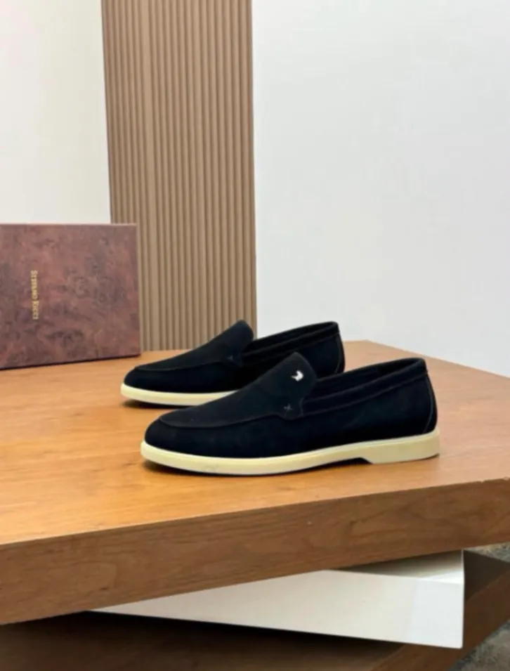Main Photo - Marketplace | Classic Mokaset, Bonas, Yaoundé, Cameroon | Clothing, Shoes, & Others  > Men's shoes