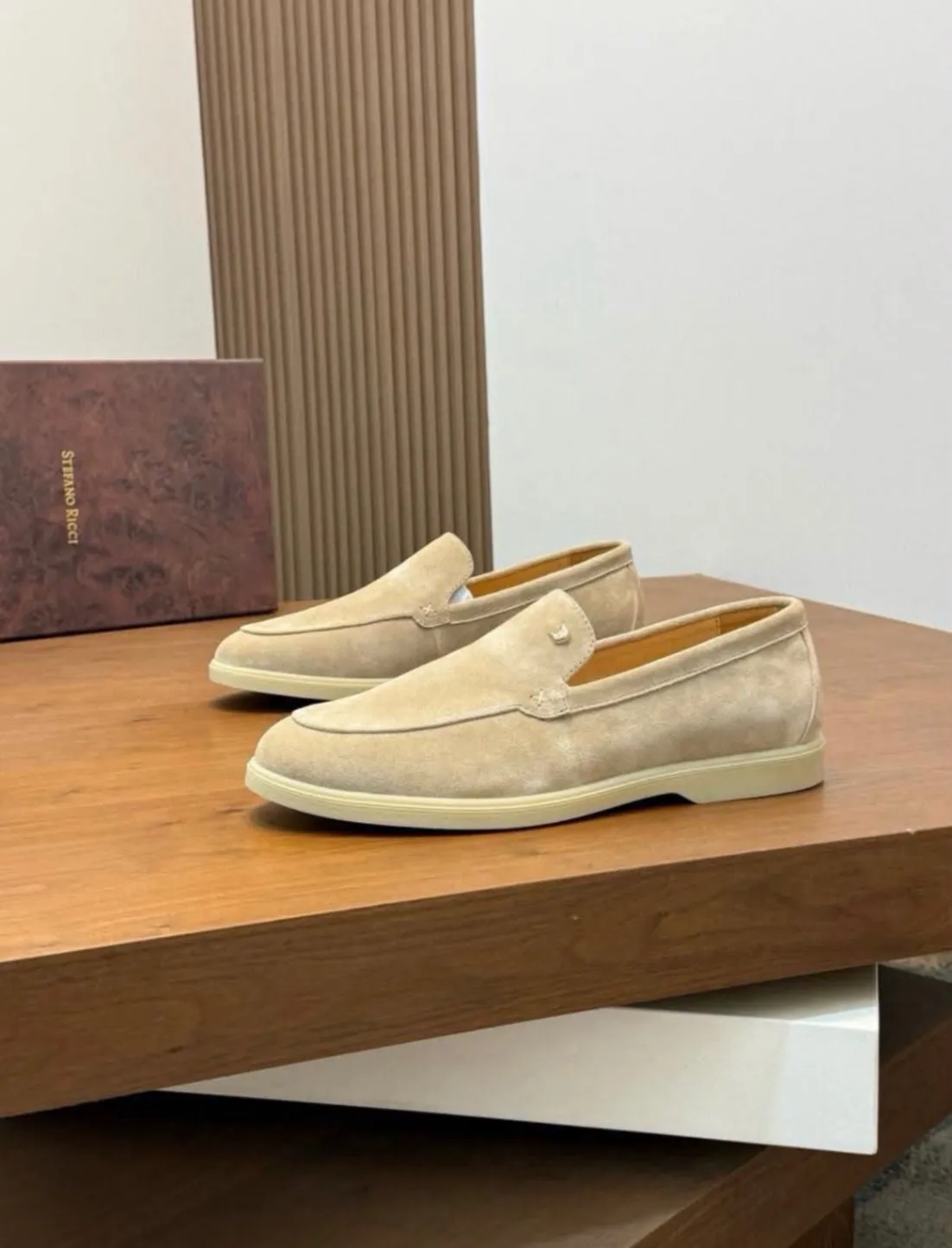 Gallery Photo 3 - Marketplace | Classic Mokaset, Bonas, Yaoundé, Cameroon | Clothing, Shoes, & Others  > Men's shoes