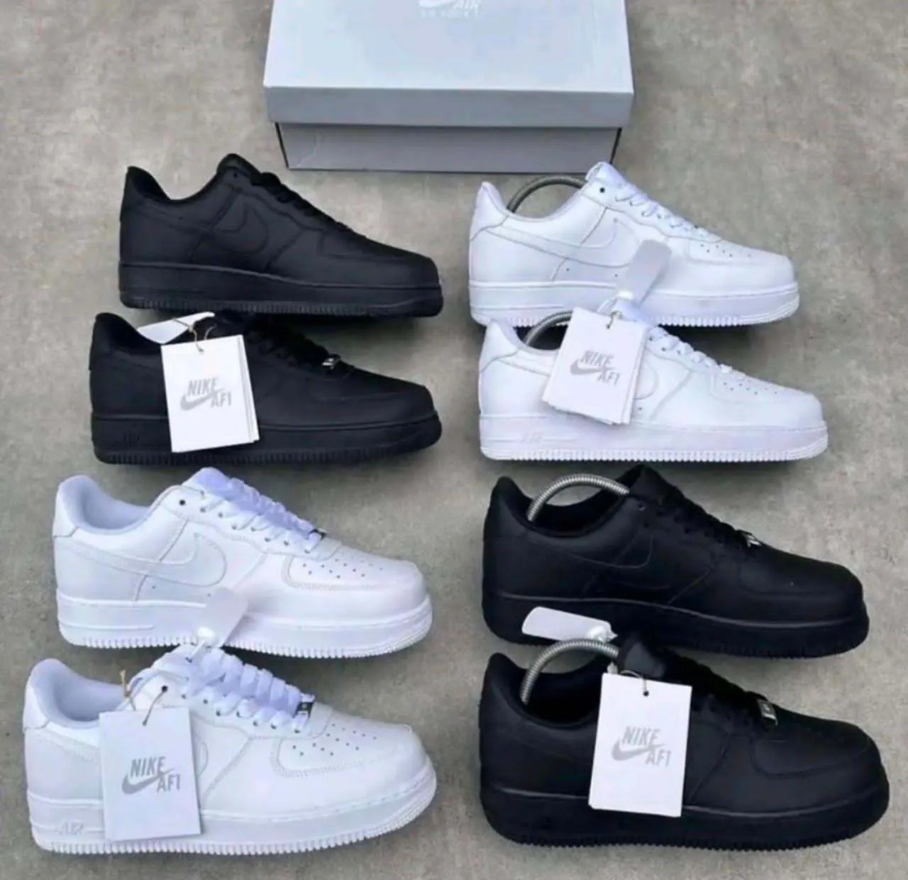Photo de Galerie 2 - Petites Annonces | Chaussures Nike Hommes, Nkololoun, Douala, Cameroun | Vêtements, chaussures et autres  > Chaussures pour hommes
