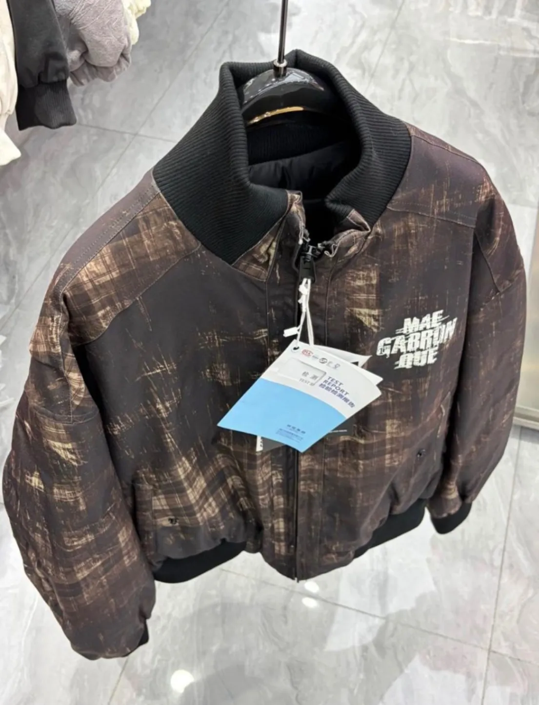 Gallery Photo 5 - Marketplace | Jacket, Biyemassi, Yaoundé, Cameroon | Clothing, Shoes, & Others  > Men's clothing