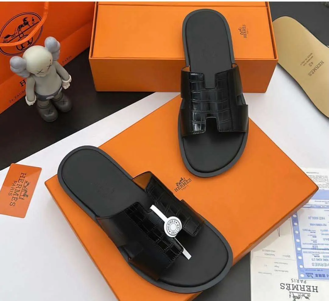 Photo de Galerie 1 - Petites Annonces | Babouches Hommes, Nkololoun, Douala, Cameroun | Vêtements, chaussures et autres  > Chaussures pour hommes