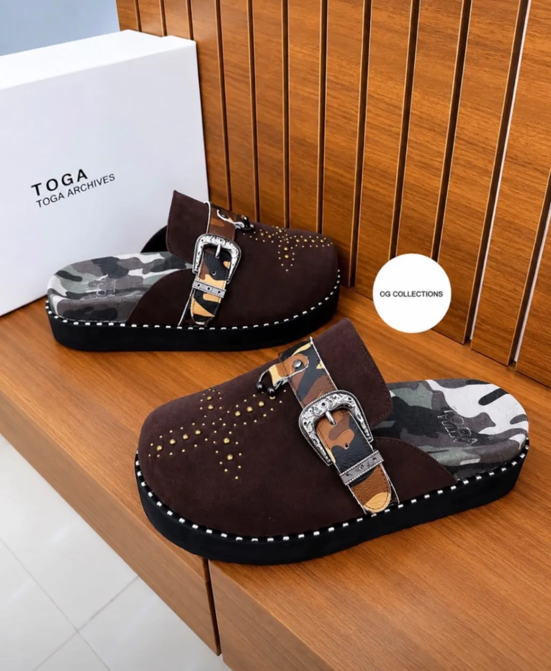 Gallery Photo 4 - Marketplace | Leather Slippers, Biyemassi, Yaoundé, Cameroon | Clothing, Shoes, & Others  > Men's shoes