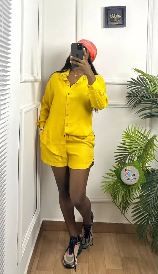 Photo Principale - Petites Annonces | 🔥 New Arrival – Bright Casual Set! 🔥, Bonduma, Buea, Cameroun | Vêtements, chaussures et autres  > Vêtements pour femmes