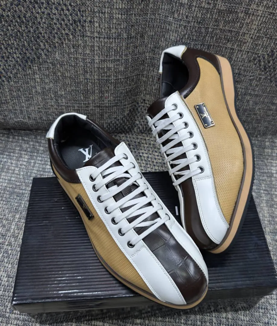 Photo Principale - Petites Annonces | Premium Louis Vuiton Sneakers, Bonduma, Buea, Cameroun | Vêtements, chaussures et autres  > Chaussures pour hommes
