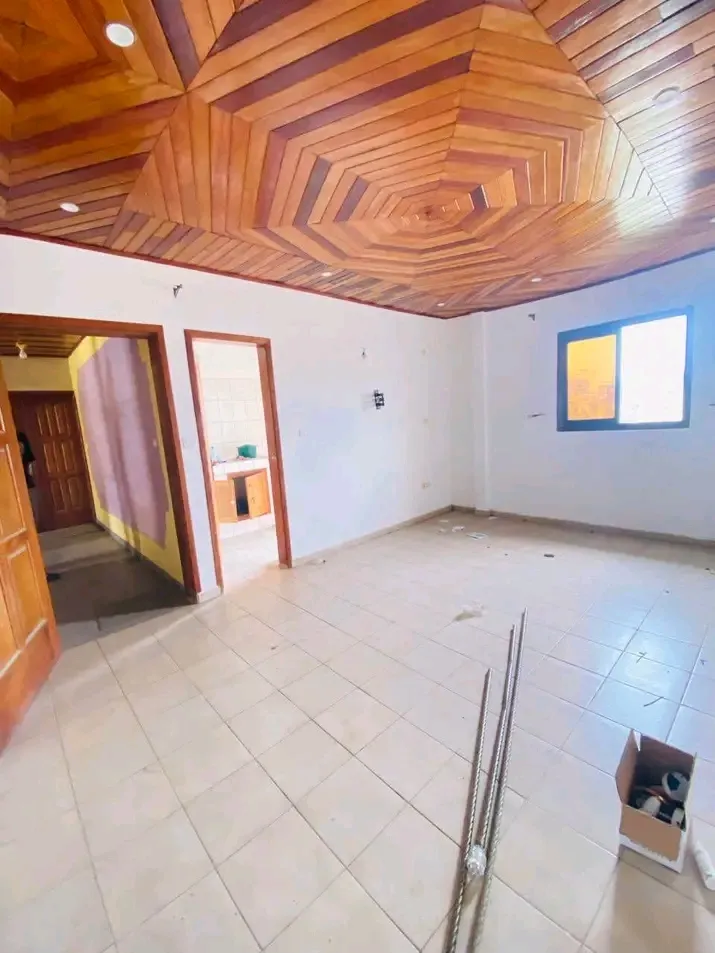 Photo Principale - Immobilier | Maison À Louer | Studio Moderne, Logpom, Douala, Cameroun