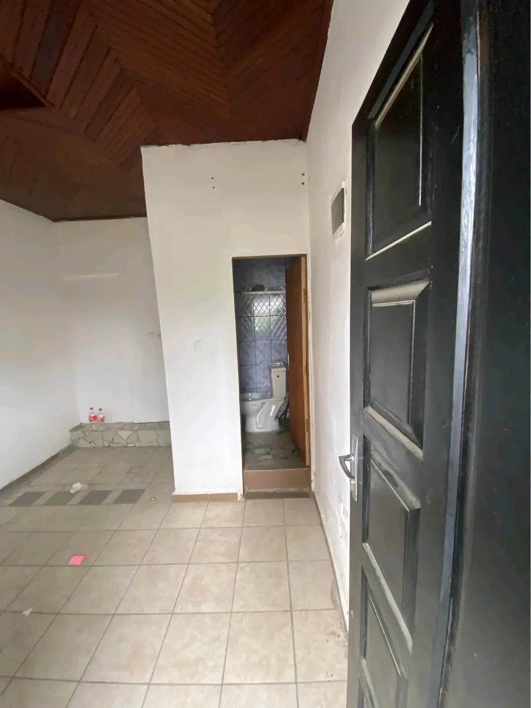 Photo Principale - Immobilier | Maison À Louer | Chambre, Ange Raphaël, Douala, Cameroun