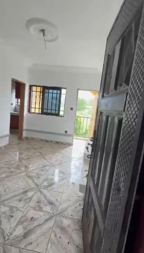 Main Photo - Real Estate | House For Rent | Clean & Classy Single Room Available – Untarre Malingo / Limbe Quarter, Buea, Untared Malingo, Buea, Cameroon