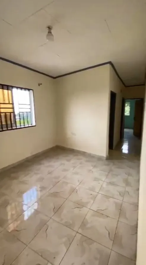 Photo Principale - Immobilier | Maison À Louer | Modern Studio Available Around Santa Barbara!, Santa Barbara, Buea, Cameroun